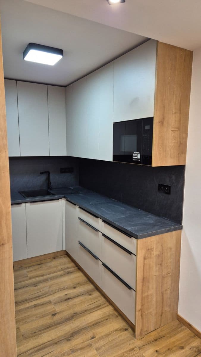 Prenájom bytu 2-izbový 42 m², Zdiměřická, Praha, Praha Prenájom bytu 2-izbový 42 m², Zdiměřická, Praha, Praha