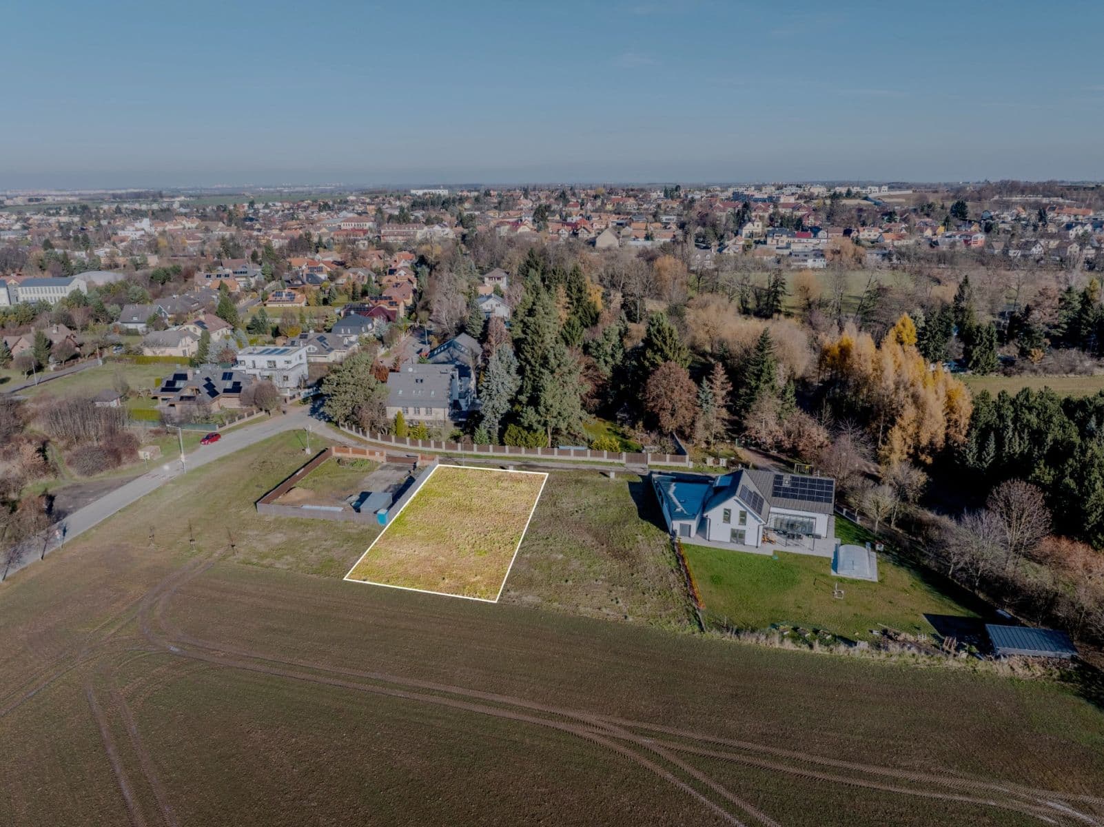 Predaj pozemku 913 m², Pod Náhonem, Praha, Praha Predaj pozemku 913 m², Pod Náhonem, Praha, Praha