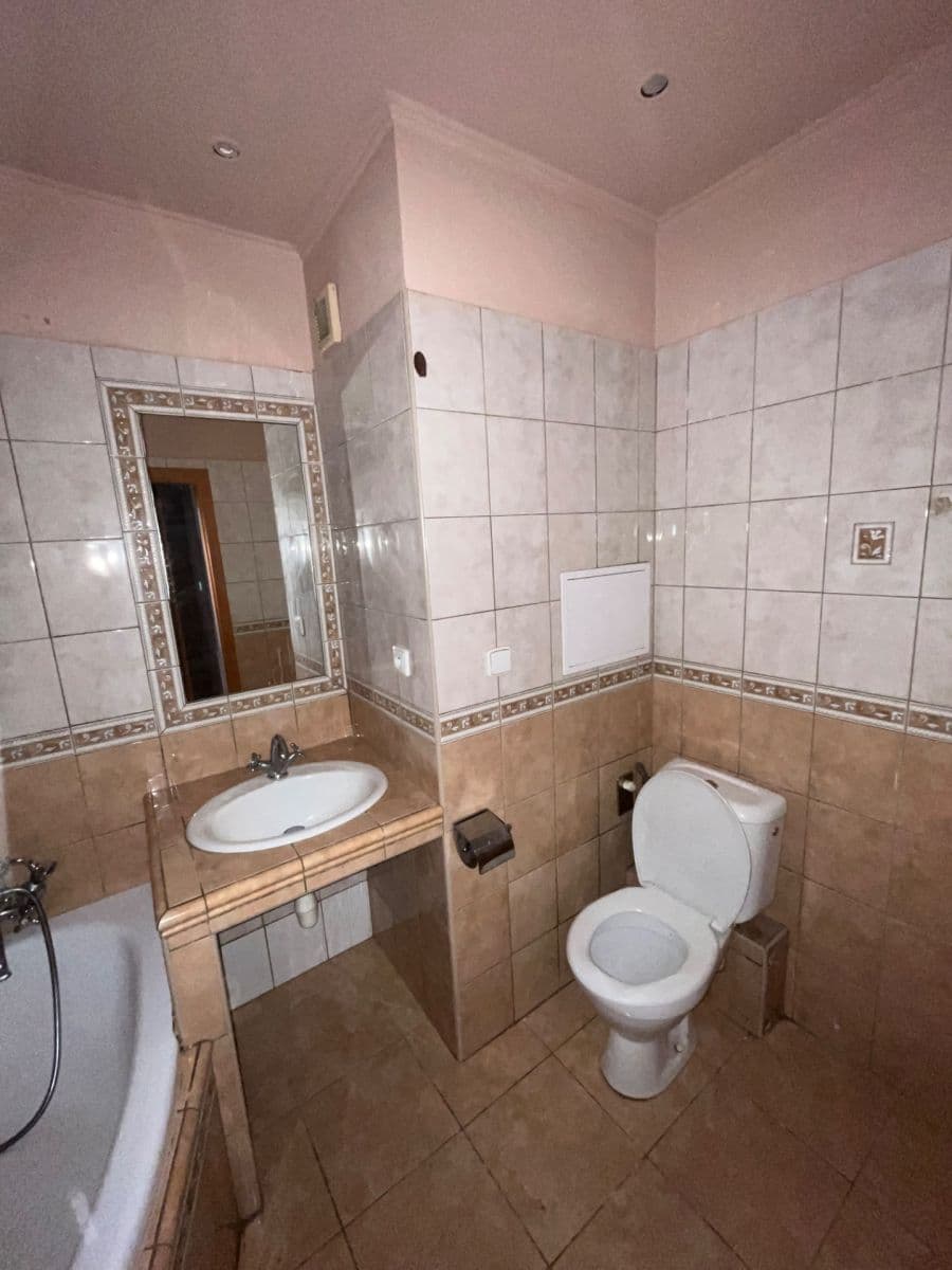 Prenájom bytu 4-izbový 76 m², Dolní Dvořiště, Jihočeský kraj Prenájom bytu 4-izbový 76 m², Dolní Dvořiště, Jihočeský kraj