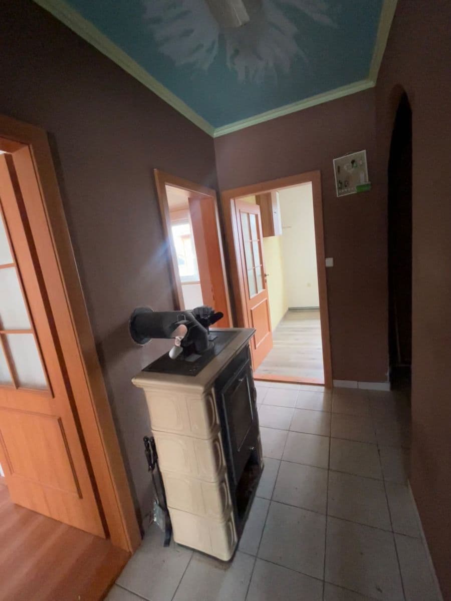 Prenájom bytu 4-izbový 76 m², Dolní Dvořiště, Jihočeský kraj Prenájom bytu 4-izbový 76 m², Dolní Dvořiště, Jihočeský kraj