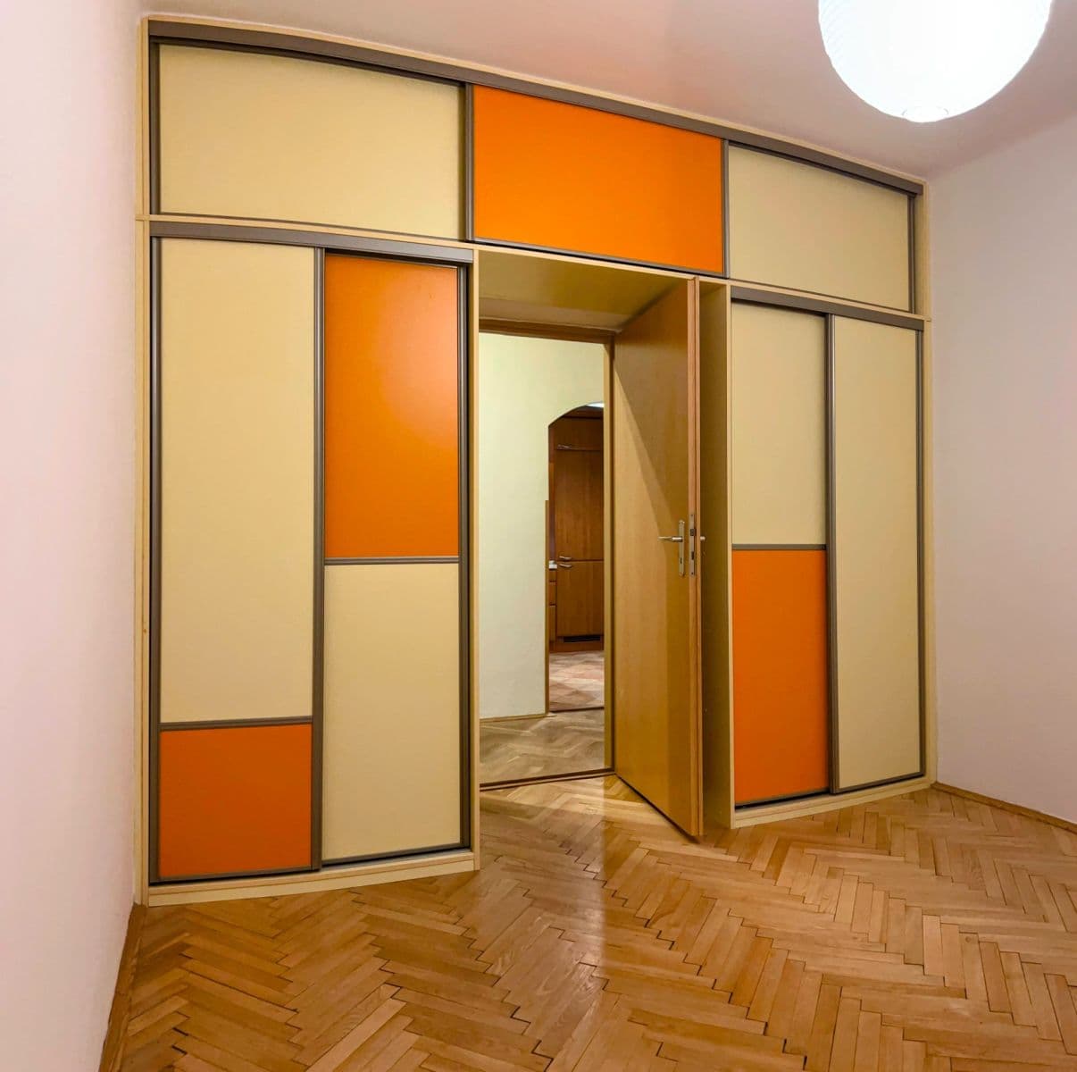 Prenájom bytu 3-izbový 63 m², Vršní, Praha, Praha Prenájom bytu 3-izbový 63 m², Vršní, Praha, Praha