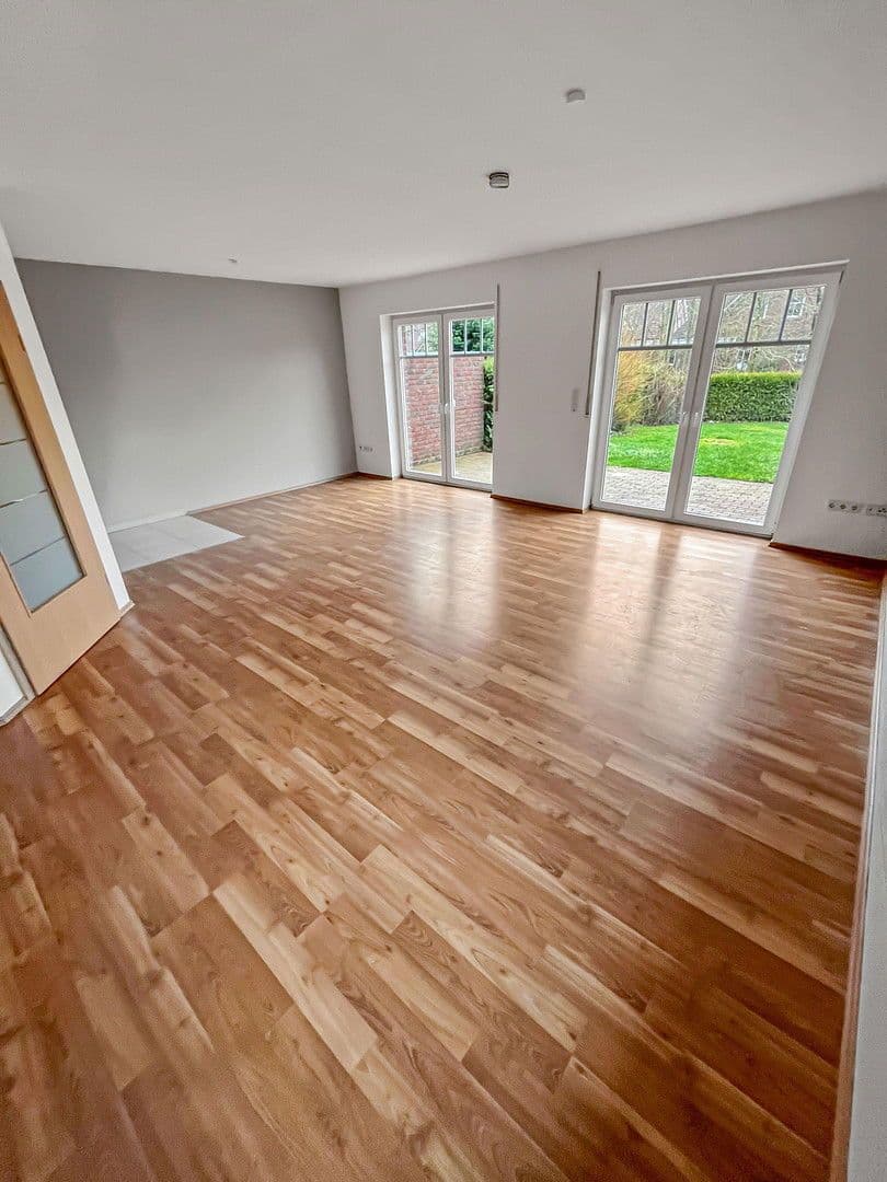 Prenájom domu 103 m², pozemek 350 m², Aurich, Dolné Sasko Prenájom domu 103 m², pozemek 350 m², Aurich, Dolné Sasko