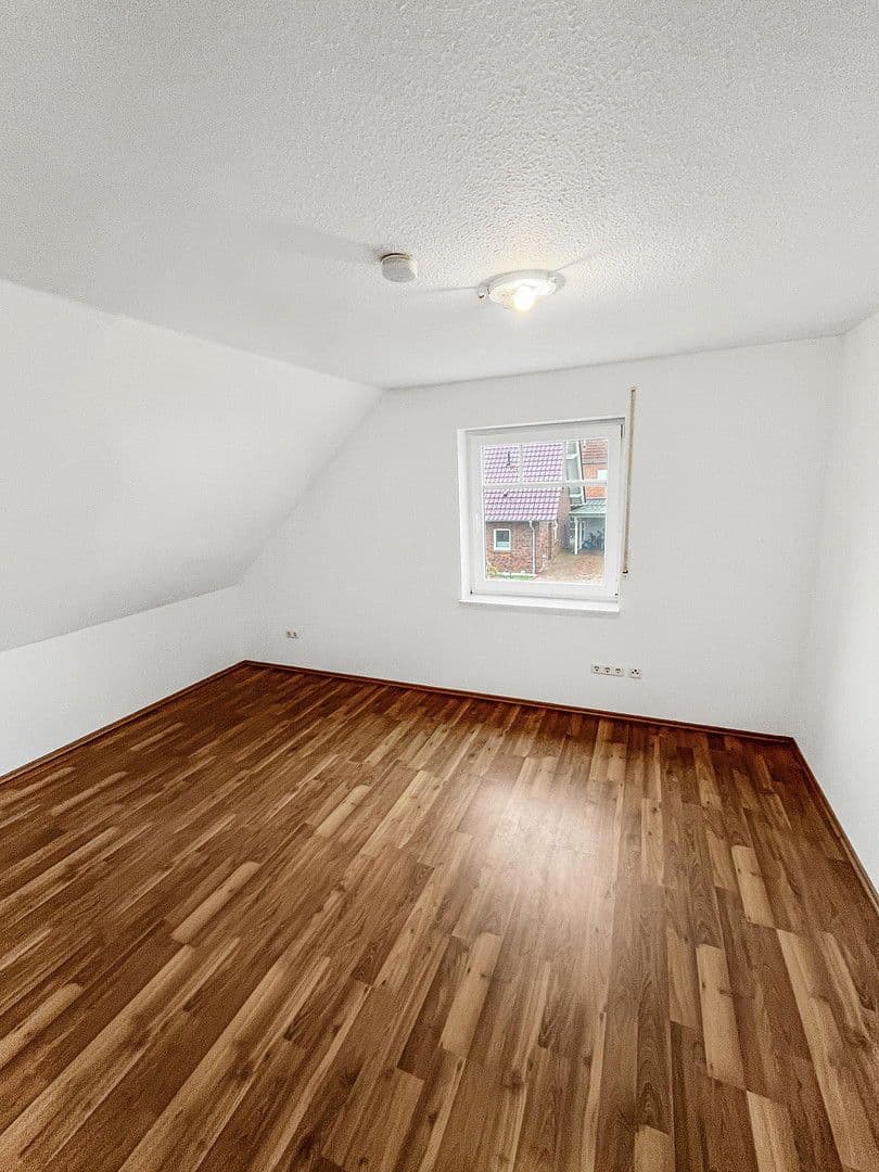 Prenájom domu 103 m², pozemek 350 m², Aurich, Dolné Sasko Prenájom domu 103 m², pozemek 350 m², Aurich, Dolné Sasko