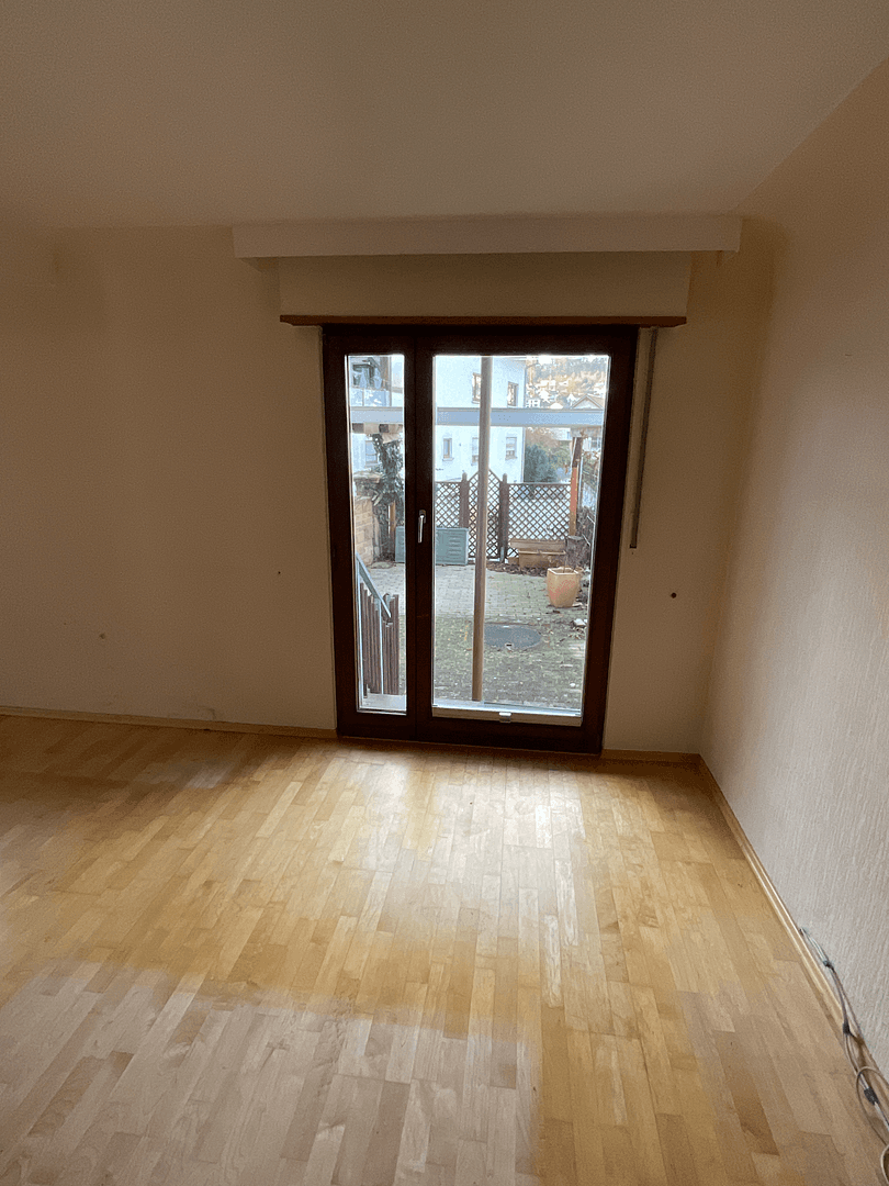 Predaj domu 170 m², pozemek 161 m², Schriesheim, Bádensko-Wurttembersko Predaj domu 170 m², pozemek 161 m², Schriesheim, Bádensko-Wurttembersko