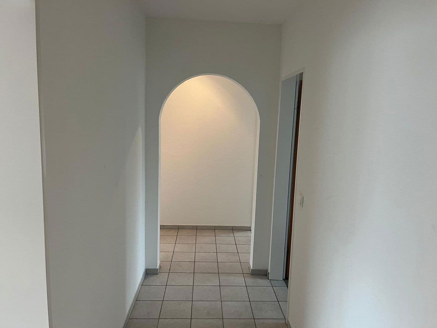 Prenájom bytu 4-izbový 92 m², Wurmlingen, Bádensko-Wurttembersko Prenájom bytu 4-izbový 92 m², Wurmlingen, Bádensko-Wurttembersko