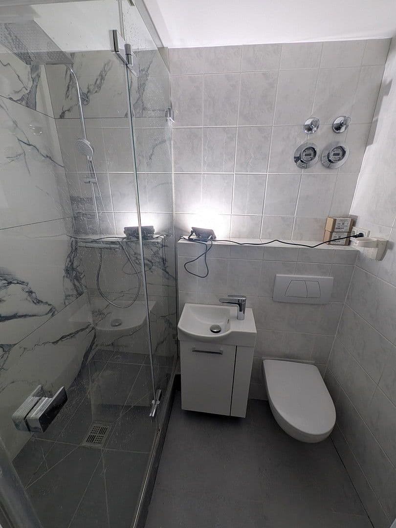 Prenájom bytu 2-izbový 35 m², Schmidtstraße 8, Rüdesheim am Rhein, Hesensko Prenájom bytu 2-izbový 35 m², Schmidtstraße 8, Rüdesheim am Rhein, Hesensko