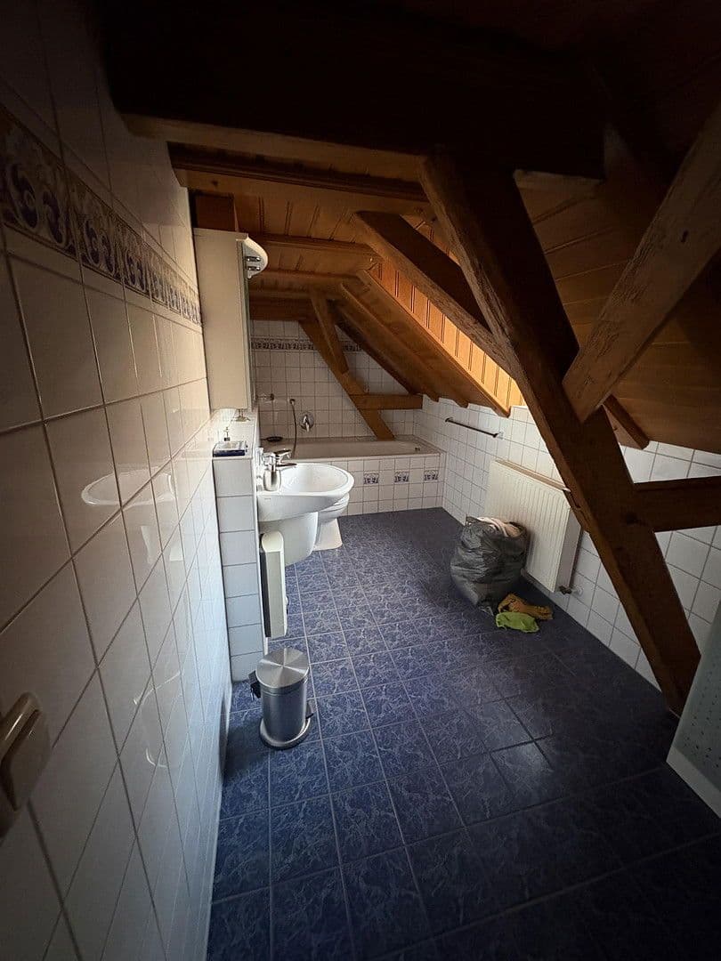 Predaj domu 660 m², pozemek 2.333 m², Erpel, Porýnie-Falcko Predaj domu 660 m², pozemek 2.333 m², Erpel, Porýnie-Falcko