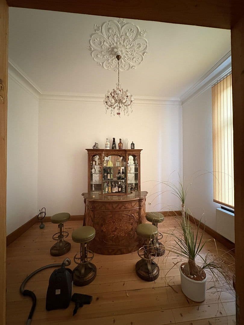 Predaj domu 660 m², pozemek 2.333 m², Erpel, Porýnie-Falcko Predaj domu 660 m², pozemek 2.333 m², Erpel, Porýnie-Falcko