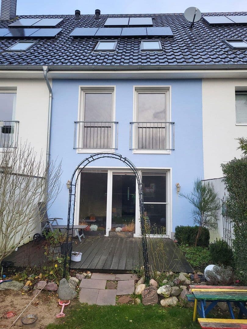 Prenájom domu 169 m², pozemek 204 m², Schwedeneck, Šlezvicko-Holštajnsko Prenájom domu 169 m², pozemek 204 m², Schwedeneck, Šlezvicko-Holštajnsko