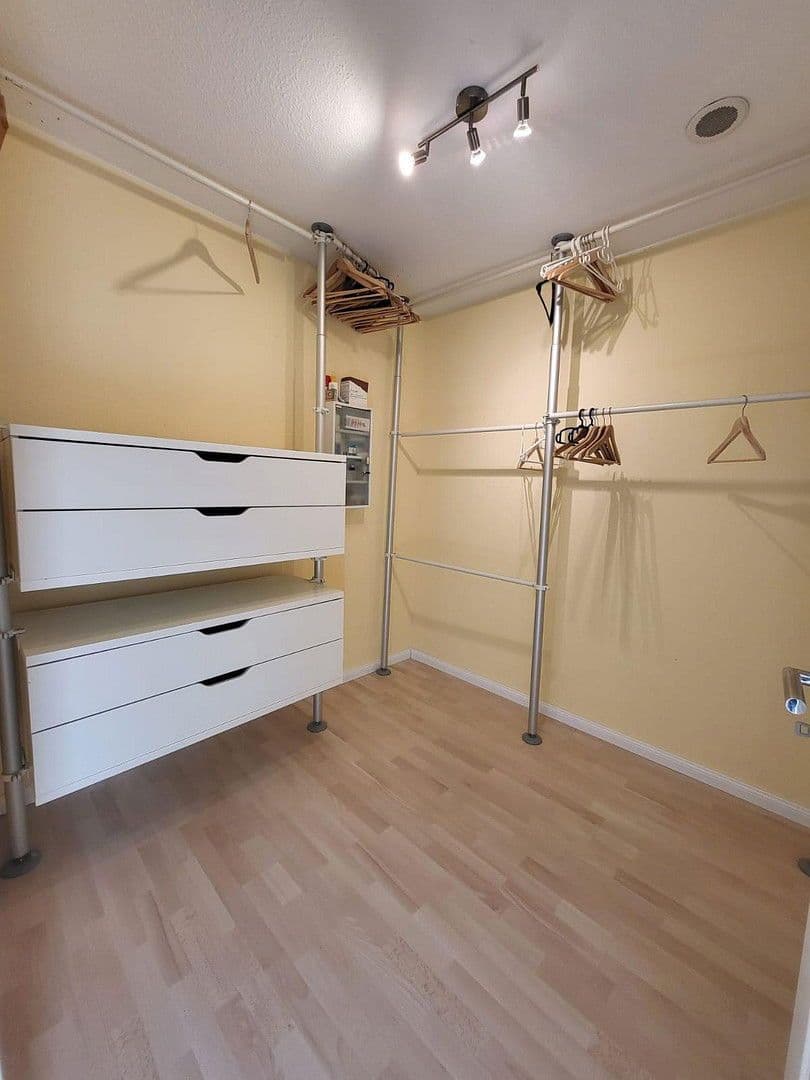 Prenájom domu 169 m², pozemek 204 m², Schwedeneck, Šlezvicko-Holštajnsko Prenájom domu 169 m², pozemek 204 m², Schwedeneck, Šlezvicko-Holštajnsko