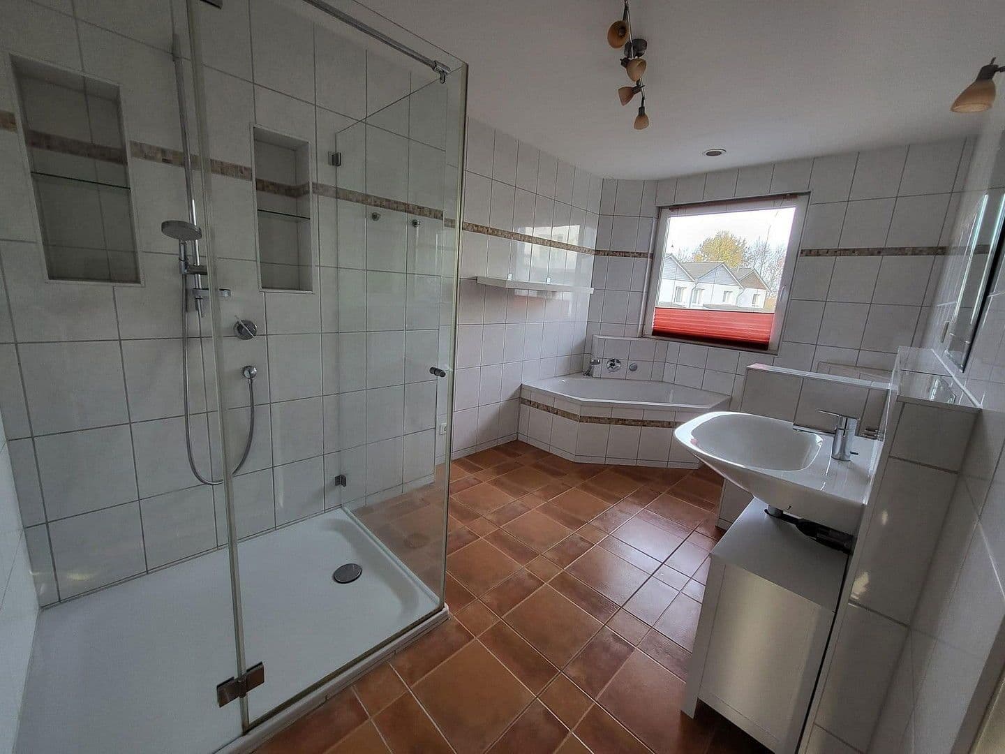 Prenájom domu 169 m², pozemek 204 m², Schwedeneck, Šlezvicko-Holštajnsko Prenájom domu 169 m², pozemek 204 m², Schwedeneck, Šlezvicko-Holštajnsko