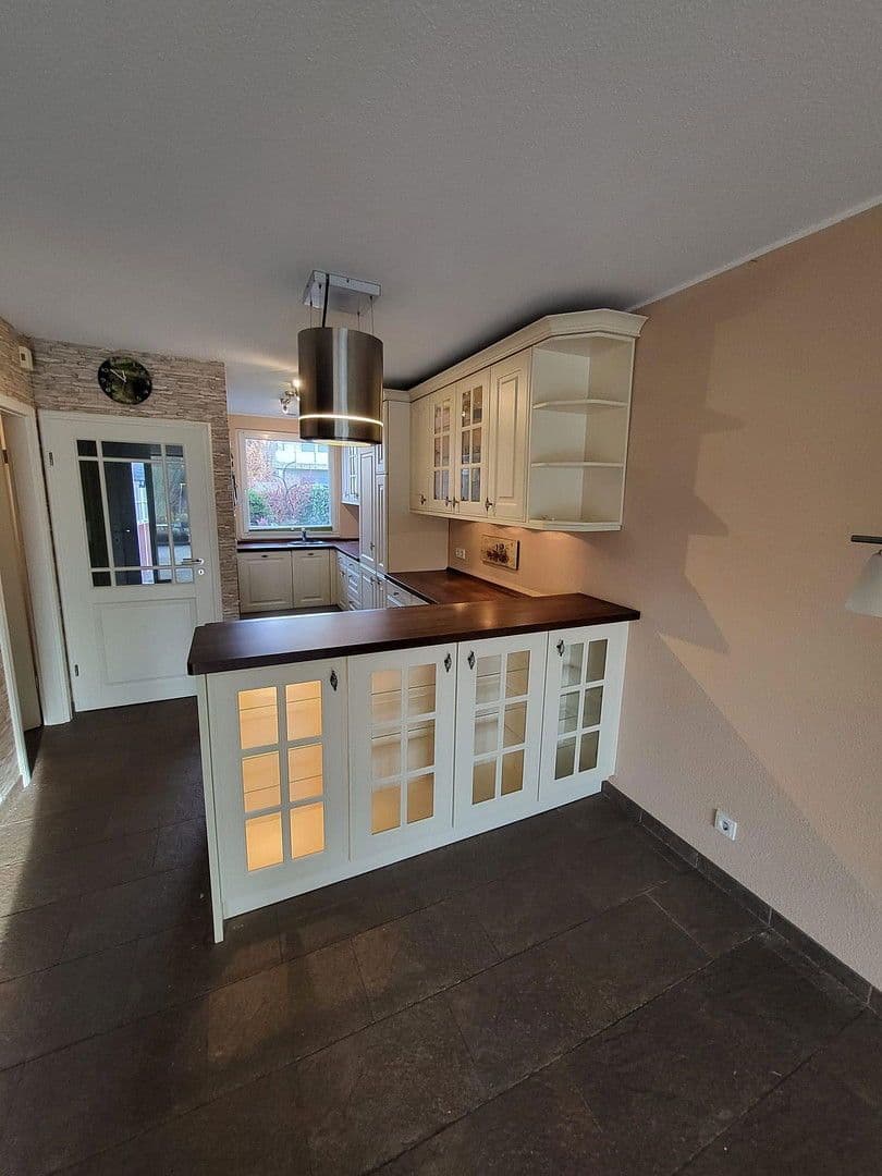 Prenájom domu 169 m², pozemek 204 m², Schwedeneck, Šlezvicko-Holštajnsko Prenájom domu 169 m², pozemek 204 m², Schwedeneck, Šlezvicko-Holštajnsko