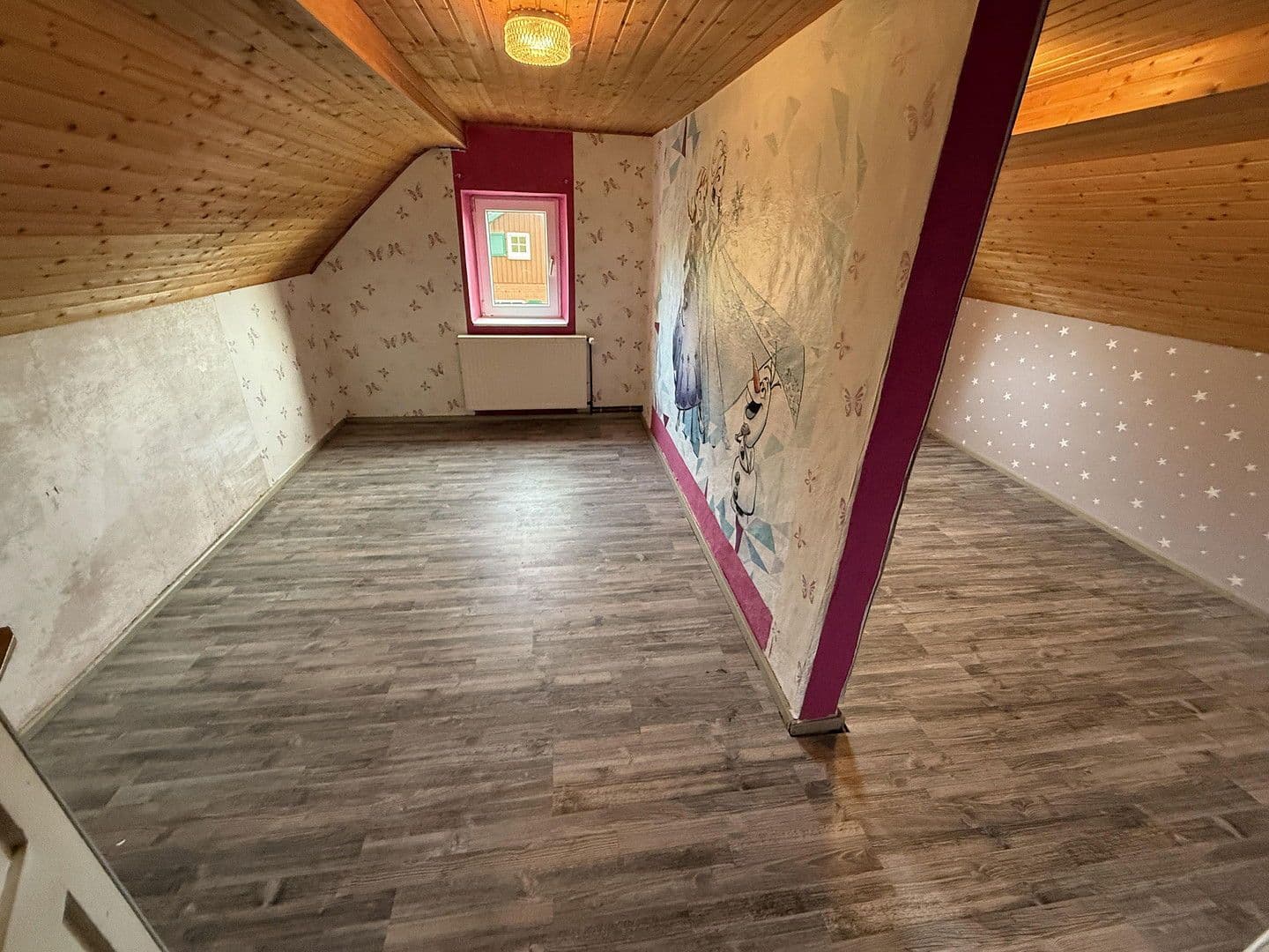 Predaj domu 105 m², pozemek 1.531 m², Malchin, Meklenbursko-Predpomoransko Predaj domu 105 m², pozemek 1.531 m², Malchin, Meklenbursko-Predpomoransko