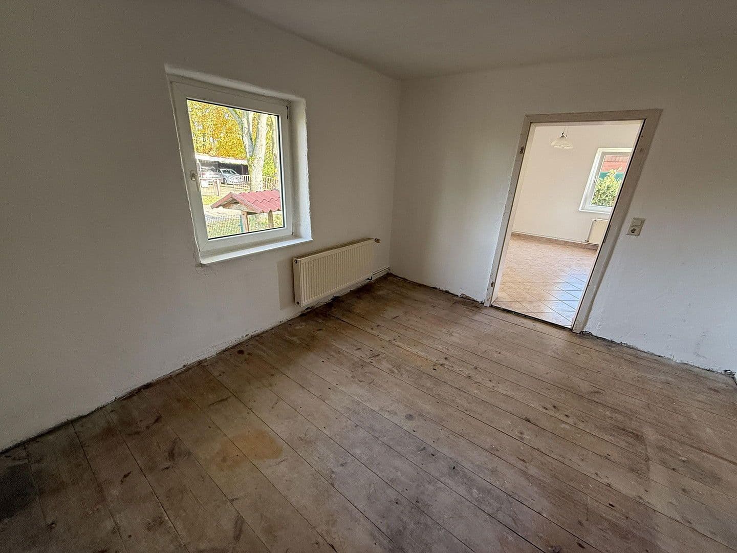 Predaj domu 105 m², pozemek 1.531 m², Malchin, Meklenbursko-Predpomoransko Predaj domu 105 m², pozemek 1.531 m², Malchin, Meklenbursko-Predpomoransko