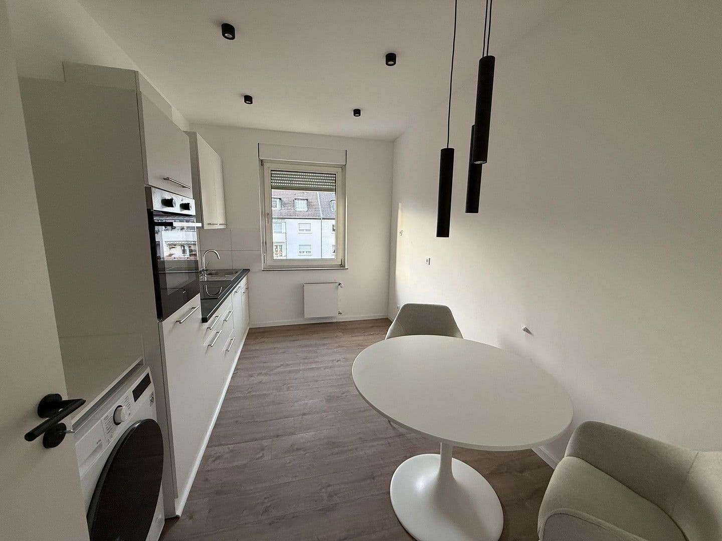 Prenájom bytu 3-izbový 75 m², Cecilienstraße 32, Troisdorf, Severné Porýnie - Westfálsko Prenájom bytu 3-izbový 75 m², Cecilienstraße 32, Troisdorf, Severné Porýnie - Westfálsko