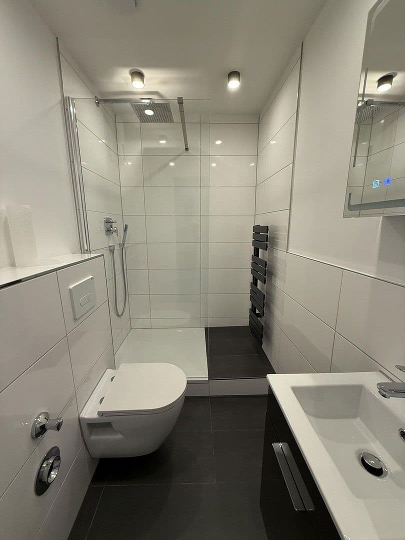 Prenájom bytu 3-izbový 75 m², Cecilienstraße 32, Troisdorf, Severné Porýnie - Westfálsko Prenájom bytu 3-izbový 75 m², Cecilienstraße 32, Troisdorf, Severné Porýnie - Westfálsko