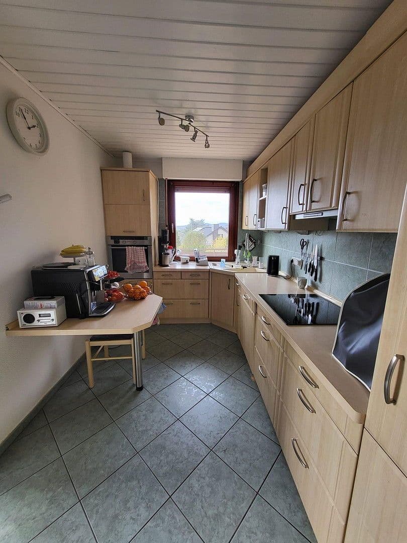 Predaj domu 147 m², pozemek 1.088 m², Fuldabrück, Hesensko Predaj domu 147 m², pozemek 1.088 m², Fuldabrück, Hesensko