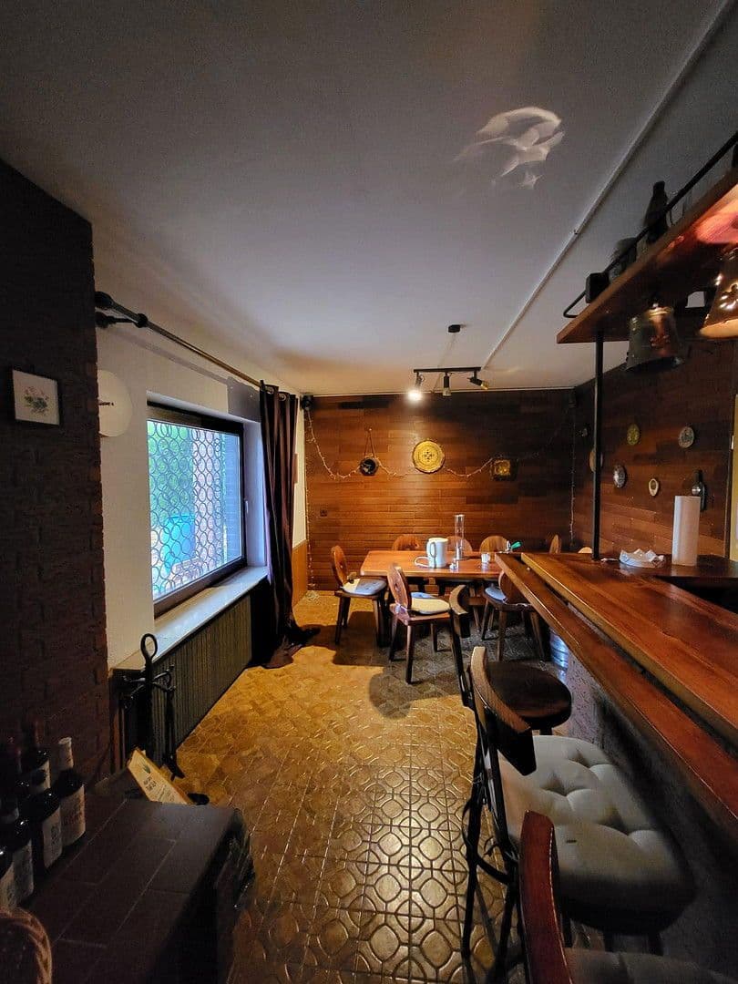 Predaj domu 147 m², pozemek 1.088 m², Fuldabrück, Hesensko Predaj domu 147 m², pozemek 1.088 m², Fuldabrück, Hesensko