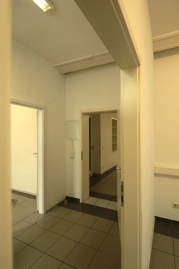 Prenájom kancelárie 69 m², Kurplatz 2, Bad Wildbad, Bádensko-Wurttembersko Prenájom kancelárie 69 m², Kurplatz 2, Bad Wildbad, Bádensko-Wurttembersko