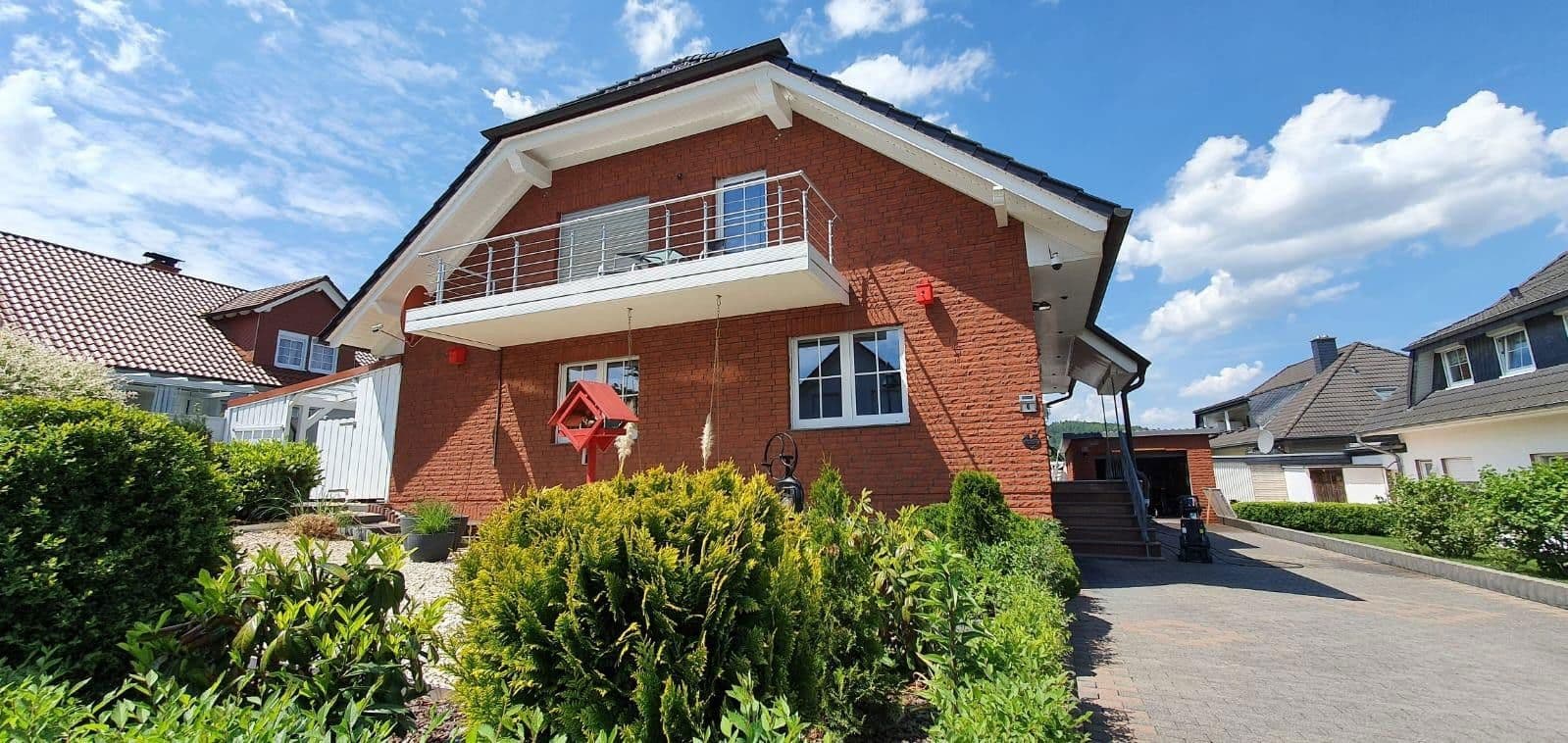 Predaj domu 250 m², pozemek 1.000 m², 6 Auf der Steine, Eschershausen, Dolné Sasko Predaj domu 250 m², pozemek 1.000 m², 6 Auf der Steine, Eschershausen, Dolné Sasko