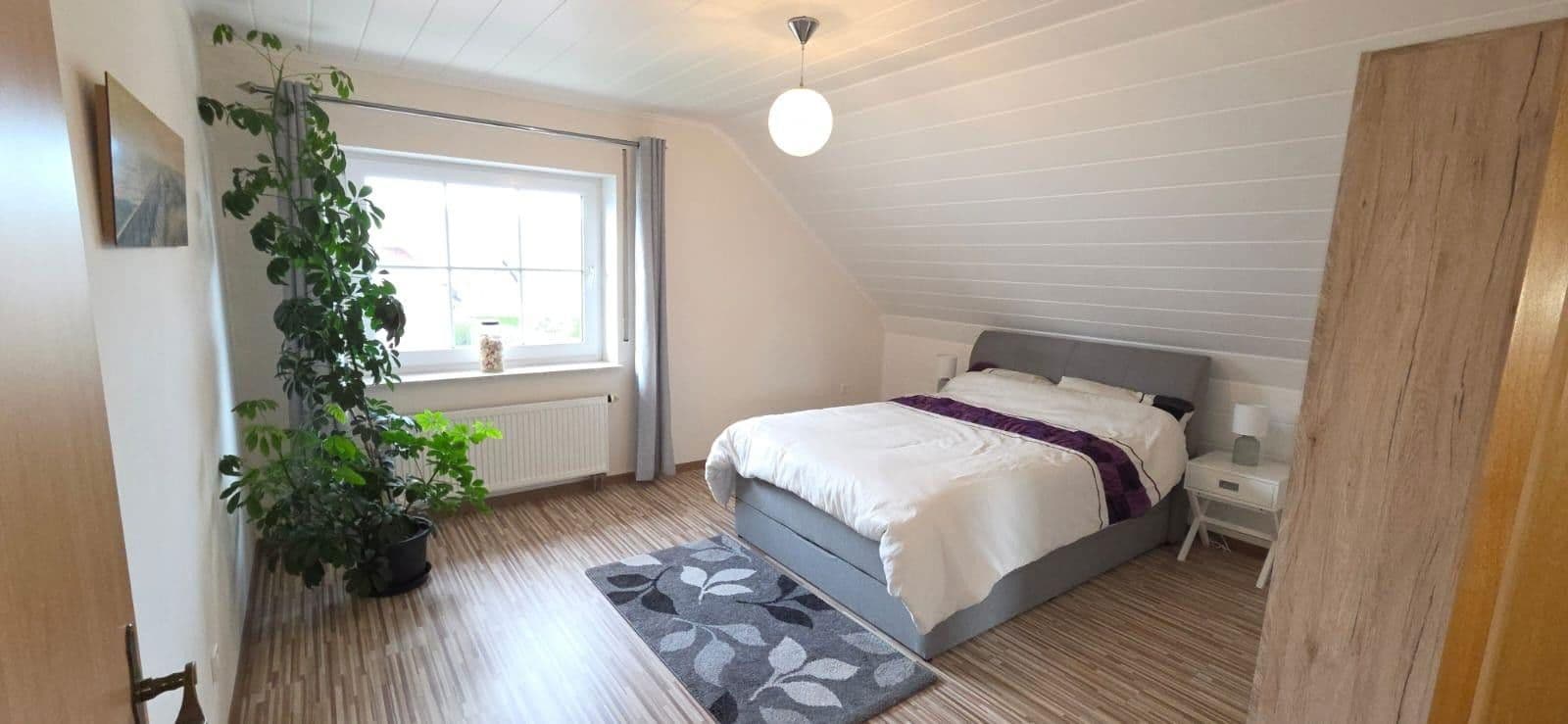 Predaj domu 250 m², pozemek 1.000 m², 6 Auf der Steine, Eschershausen, Dolné Sasko Predaj domu 250 m², pozemek 1.000 m², 6 Auf der Steine, Eschershausen, Dolné Sasko