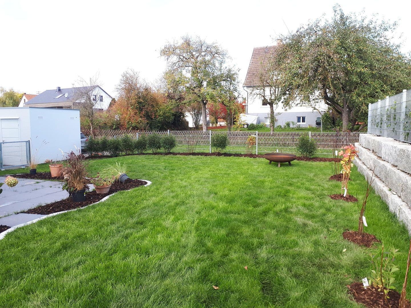 Prenájom domu 155 m², pozemek 332 m², Eutingen im Gäu, Bádensko-Wurttembersko Prenájom domu 155 m², pozemek 332 m², Eutingen im Gäu, Bádensko-Wurttembersko