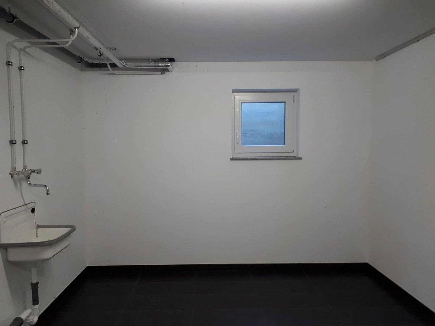 Prenájom domu 155 m², pozemek 332 m², Eutingen im Gäu, Bádensko-Wurttembersko Prenájom domu 155 m², pozemek 332 m², Eutingen im Gäu, Bádensko-Wurttembersko