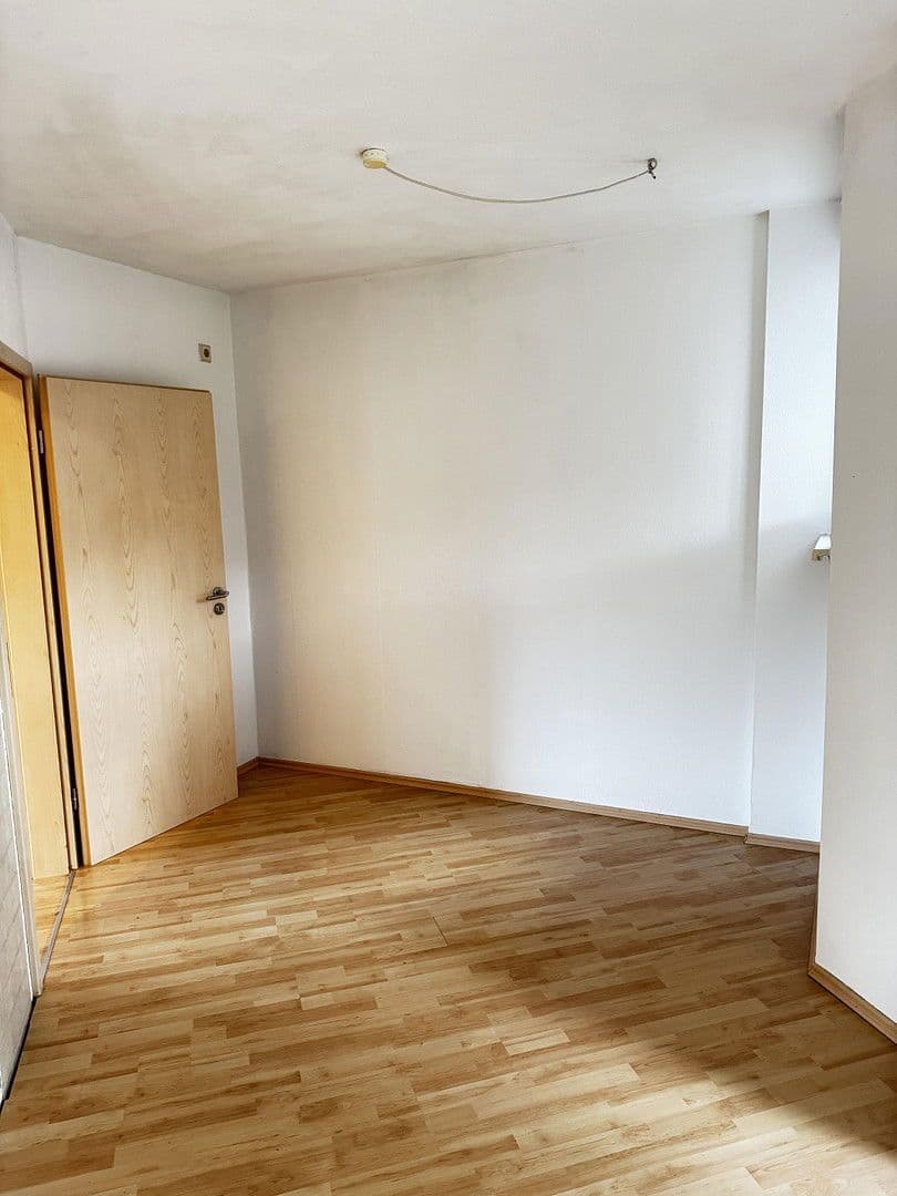 Prenájom bytu 2-izbový 58 m², Prüssingstraße 17, Jena, Durínsko Prenájom bytu 2-izbový 58 m², Prüssingstraße 17, Jena, Durínsko