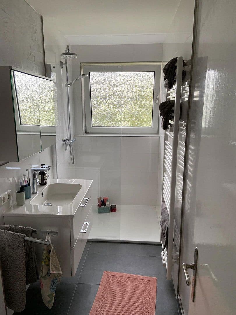 Predaj bytu 4-izbový 95 m², Bremen, Brémy Predaj bytu 4-izbový 95 m², Bremen, Brémy