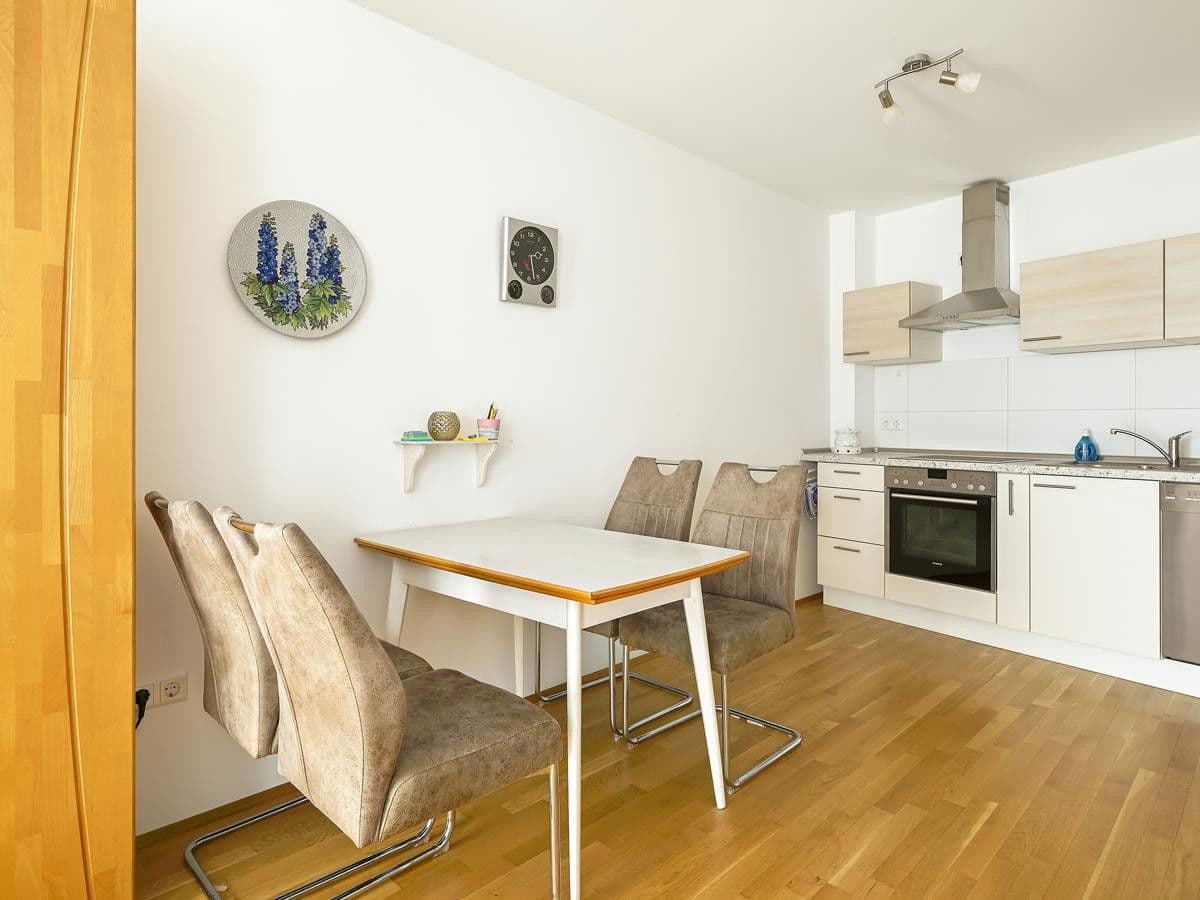 Prenájom bytu 2-izbový 46 m², Wöschbacherstr.37, Pfinztal, Bádensko-Wurttembersko Prenájom bytu 2-izbový 46 m², Wöschbacherstr.37, Pfinztal, Bádensko-Wurttembersko