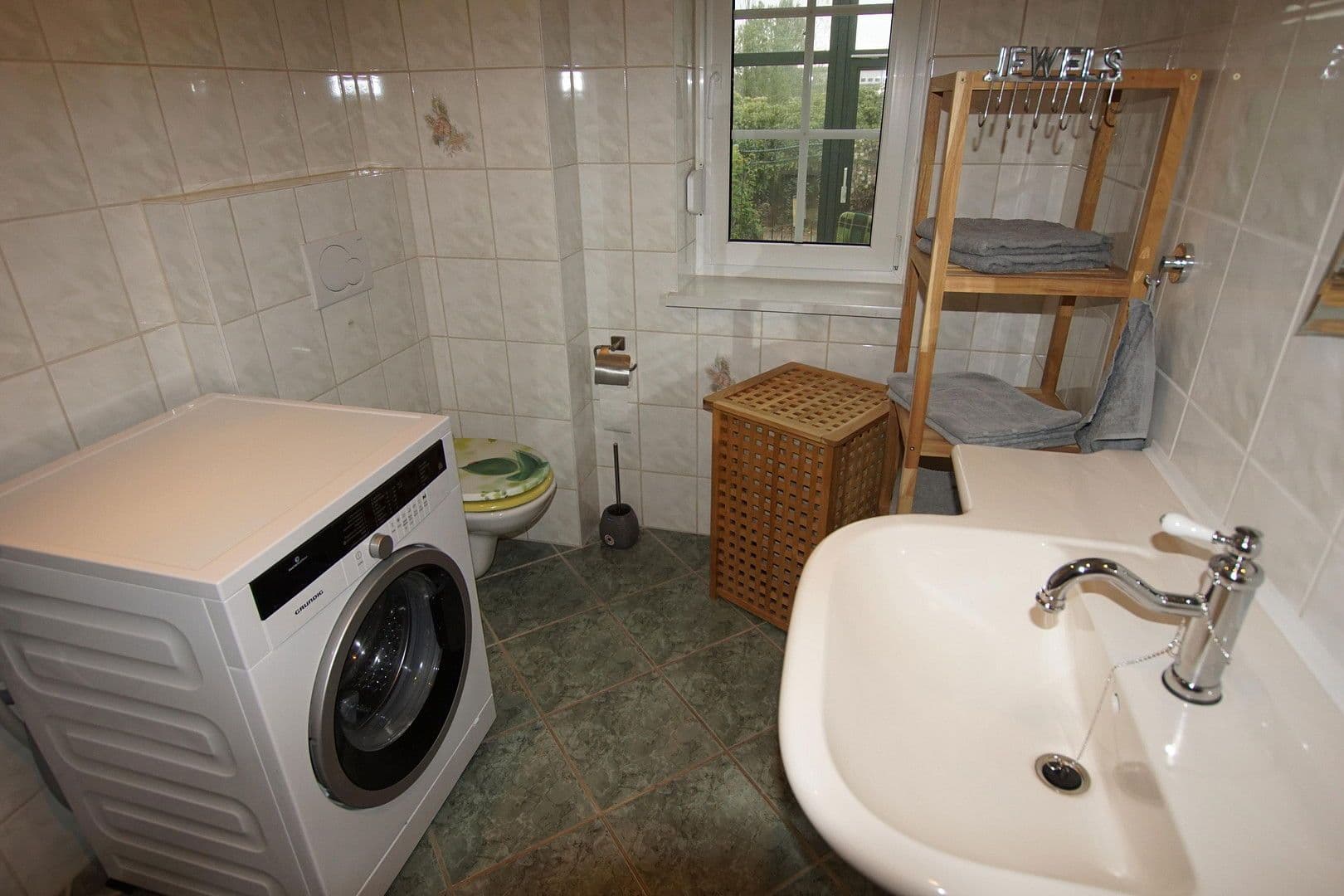 Predaj domu 130 m², pozemek 102 m², Ringweg 41, Gräfenhainichen, Sasko-Anhaltsko Predaj domu 130 m², pozemek 102 m², Ringweg 41, Gräfenhainichen, Sasko-Anhaltsko