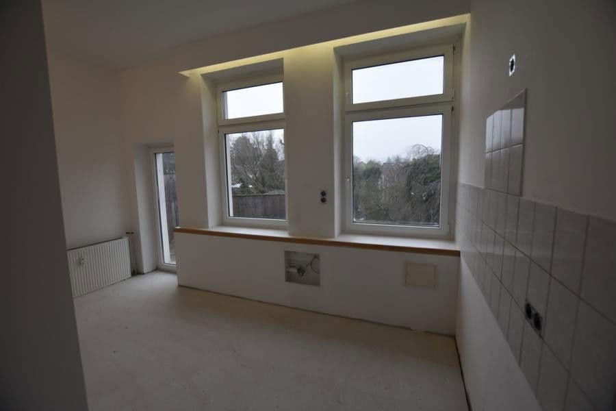 Predaj domu 352 m², pozemek 987 m², Melle, Dolné Sasko Predaj domu 352 m², pozemek 987 m², Melle, Dolné Sasko