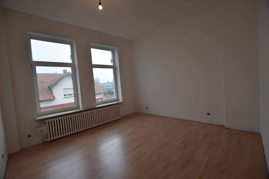 Predaj domu 352 m², pozemek 987 m², Melle, Dolné Sasko Predaj domu 352 m², pozemek 987 m², Melle, Dolné Sasko