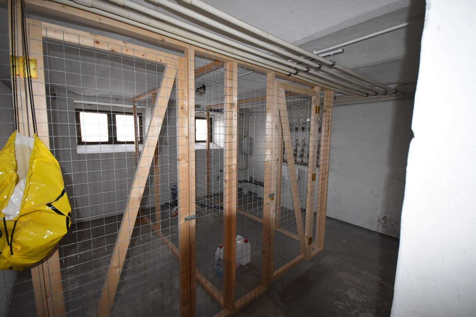 Predaj domu 352 m², pozemek 987 m², Melle, Dolné Sasko Predaj domu 352 m², pozemek 987 m², Melle, Dolné Sasko