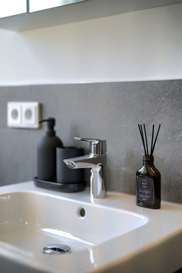 Prenájom bytu 5-izbový 15 m², München, Bavorsko Prenájom bytu 5-izbový 15 m², München, Bavorsko