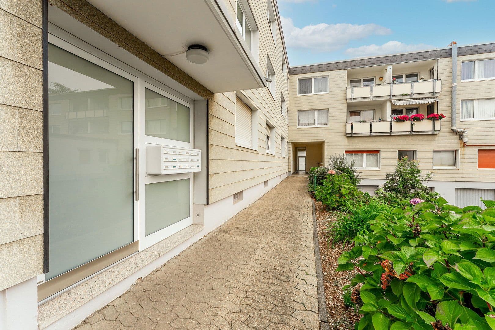 Predaj bytu 1-izbový 34 m², Buschstraße 7, Meerbusch, Severné Porýnie - Westfálsko Predaj bytu 1-izbový 34 m², Buschstraße 7, Meerbusch, Severné Porýnie - Westfálsko