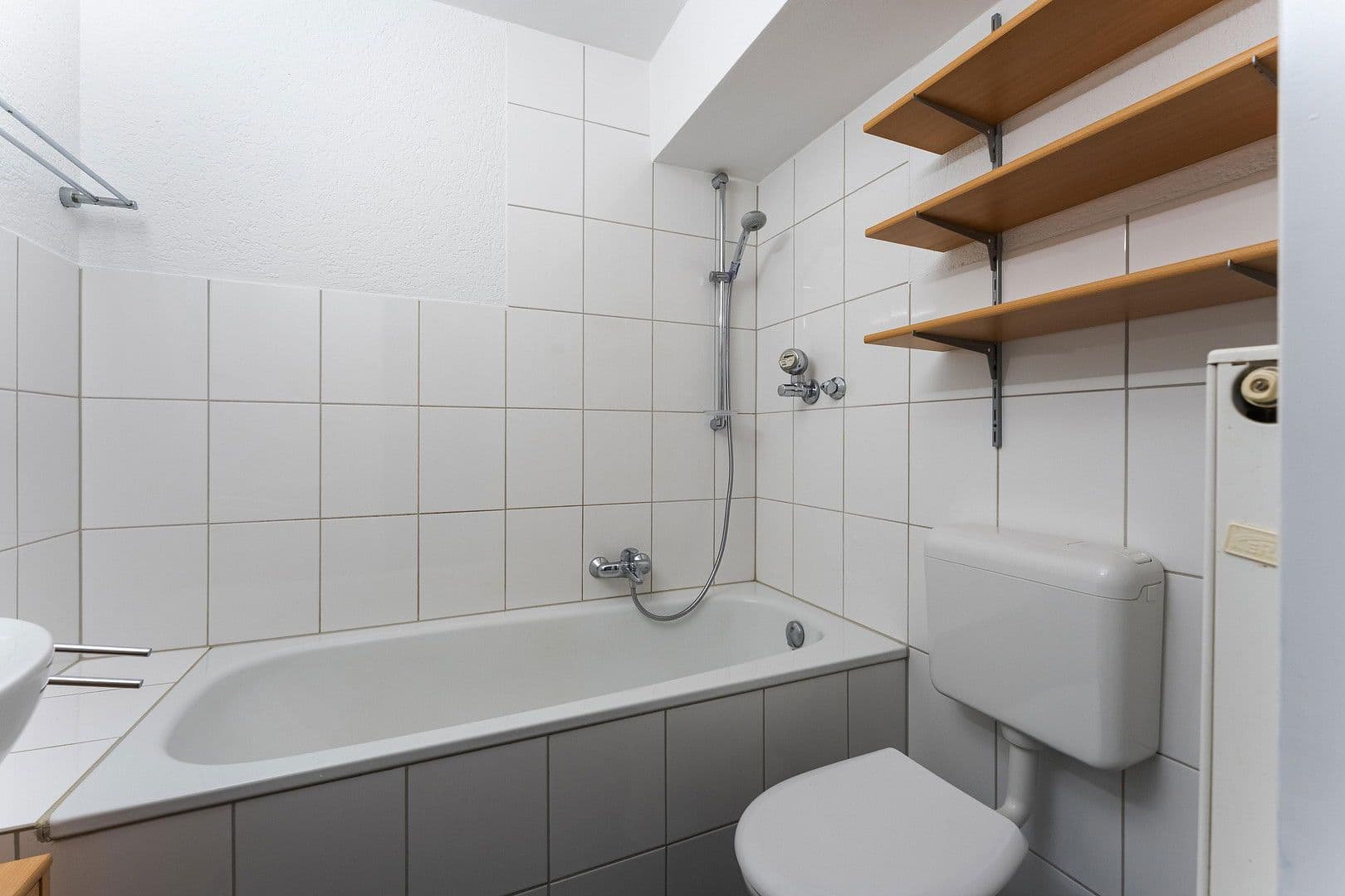 Predaj bytu 1-izbový 34 m², Buschstraße 7, Meerbusch, Severné Porýnie - Westfálsko Predaj bytu 1-izbový 34 m², Buschstraße 7, Meerbusch, Severné Porýnie - Westfálsko