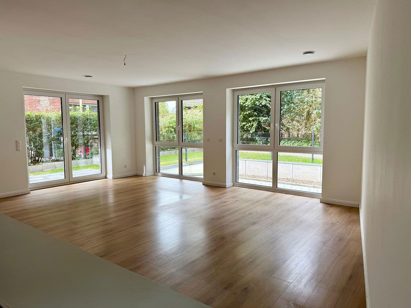 Prenájom bytu 5-izbový 161 m², Ochsenzollerstr.79, Norderstedt, Šlezvicko-Holštajnsko Prenájom bytu 5-izbový 161 m², Ochsenzollerstr.79, Norderstedt, Šlezvicko-Holštajnsko