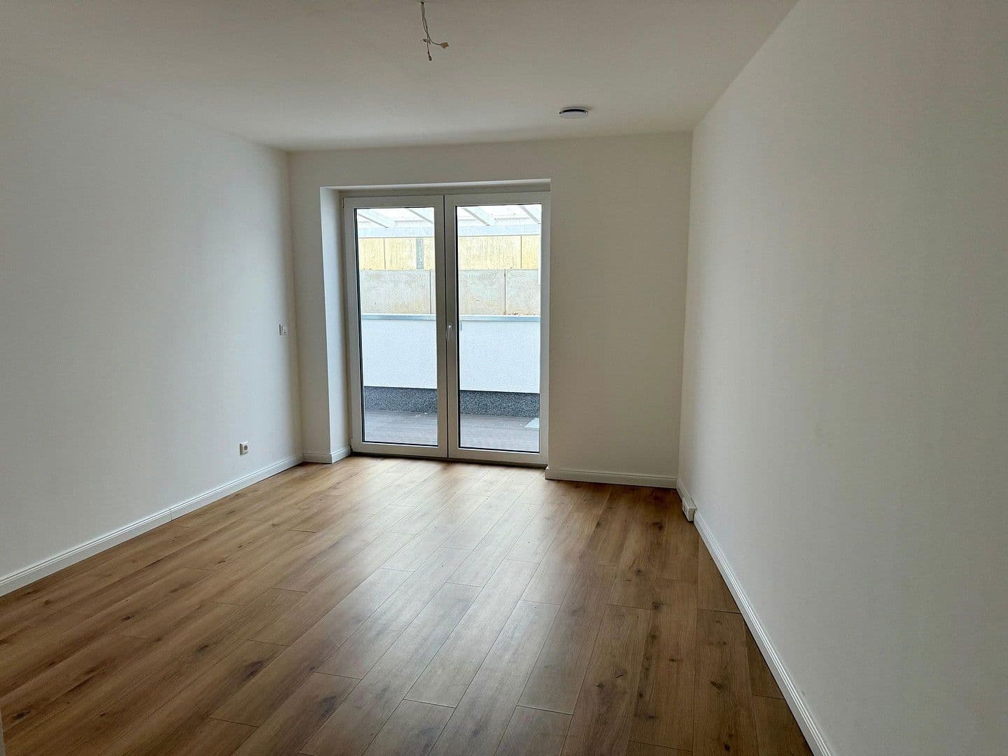 Prenájom bytu 5-izbový 161 m², Ochsenzollerstr.79, Norderstedt, Šlezvicko-Holštajnsko Prenájom bytu 5-izbový 161 m², Ochsenzollerstr.79, Norderstedt, Šlezvicko-Holštajnsko