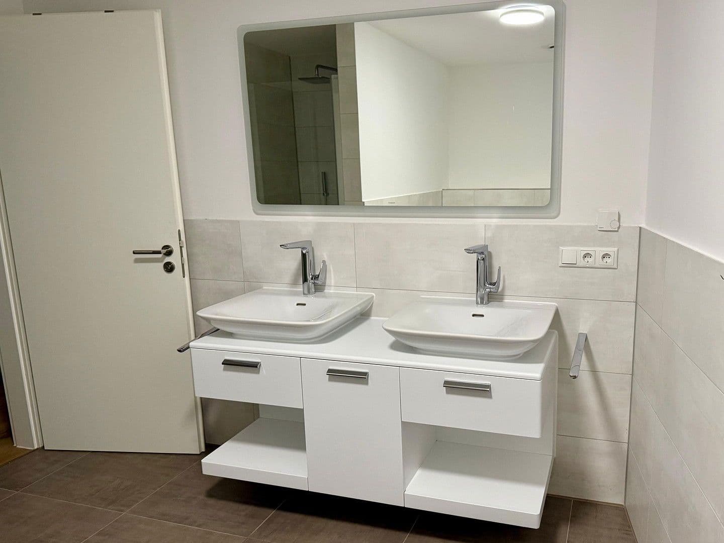 Prenájom bytu 5-izbový 161 m², Ochsenzollerstr.79, Norderstedt, Šlezvicko-Holštajnsko Prenájom bytu 5-izbový 161 m², Ochsenzollerstr.79, Norderstedt, Šlezvicko-Holštajnsko