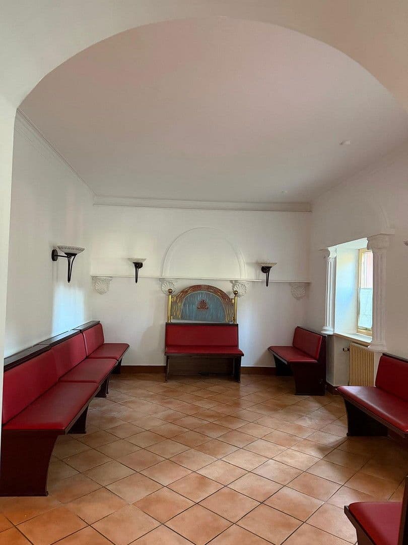 Prenájom nebytového priestoru 137 m², Dobler Str.14, Bad Herrenalb, Bádensko-Wurttembersko Prenájom nebytového priestoru 137 m², Dobler Str.14, Bad Herrenalb, Bádensko-Wurttembersko