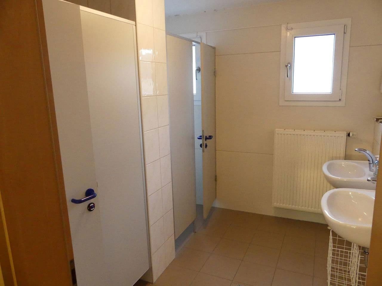 Predaj nebytového priestoru 14.154 m², Am Heidweg 7, Pressath, Bavorsko Predaj nebytového priestoru 14.154 m², Am Heidweg 7, Pressath, Bavorsko
