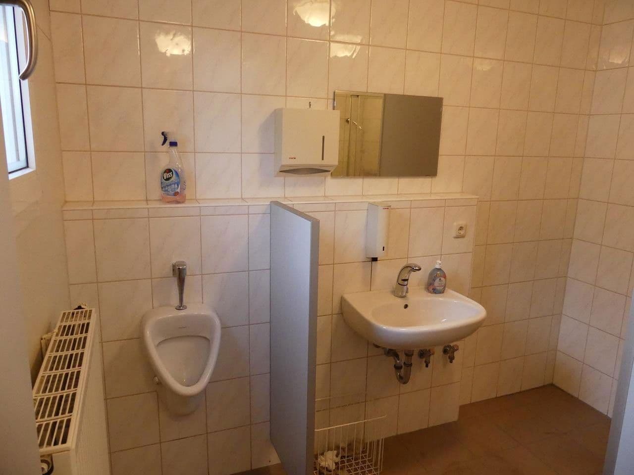 Predaj nebytového priestoru 14.154 m², Am Heidweg 7, Pressath, Bavorsko Predaj nebytového priestoru 14.154 m², Am Heidweg 7, Pressath, Bavorsko