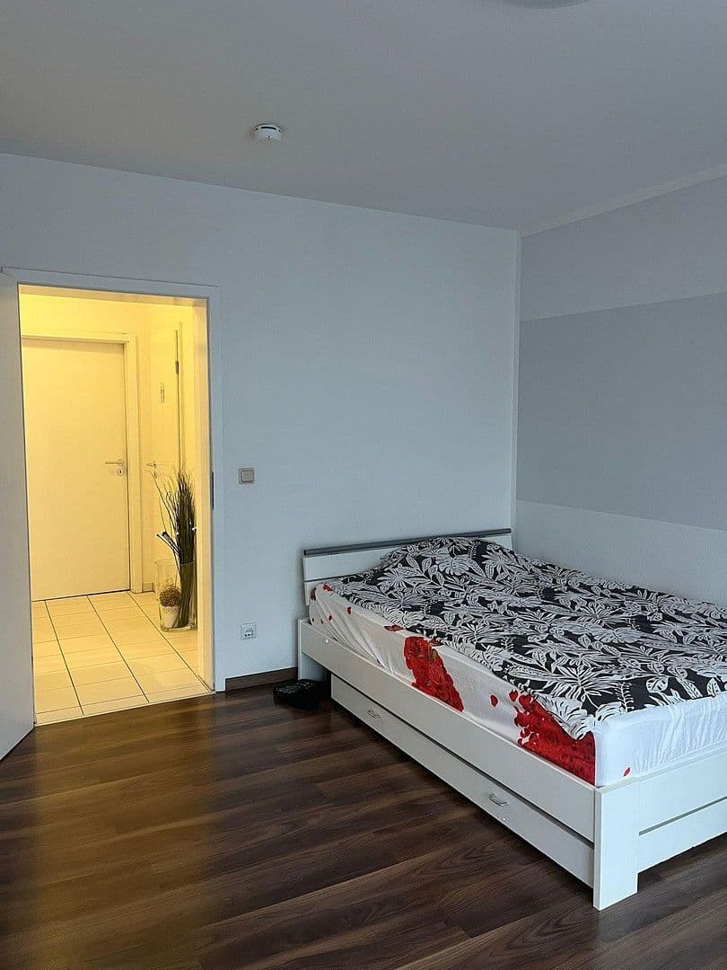 Predaj bytu 3-izbový 84 m², Wiesbaden-Biebrich, Hesensko Predaj bytu 3-izbový 84 m², Wiesbaden-Biebrich, Hesensko