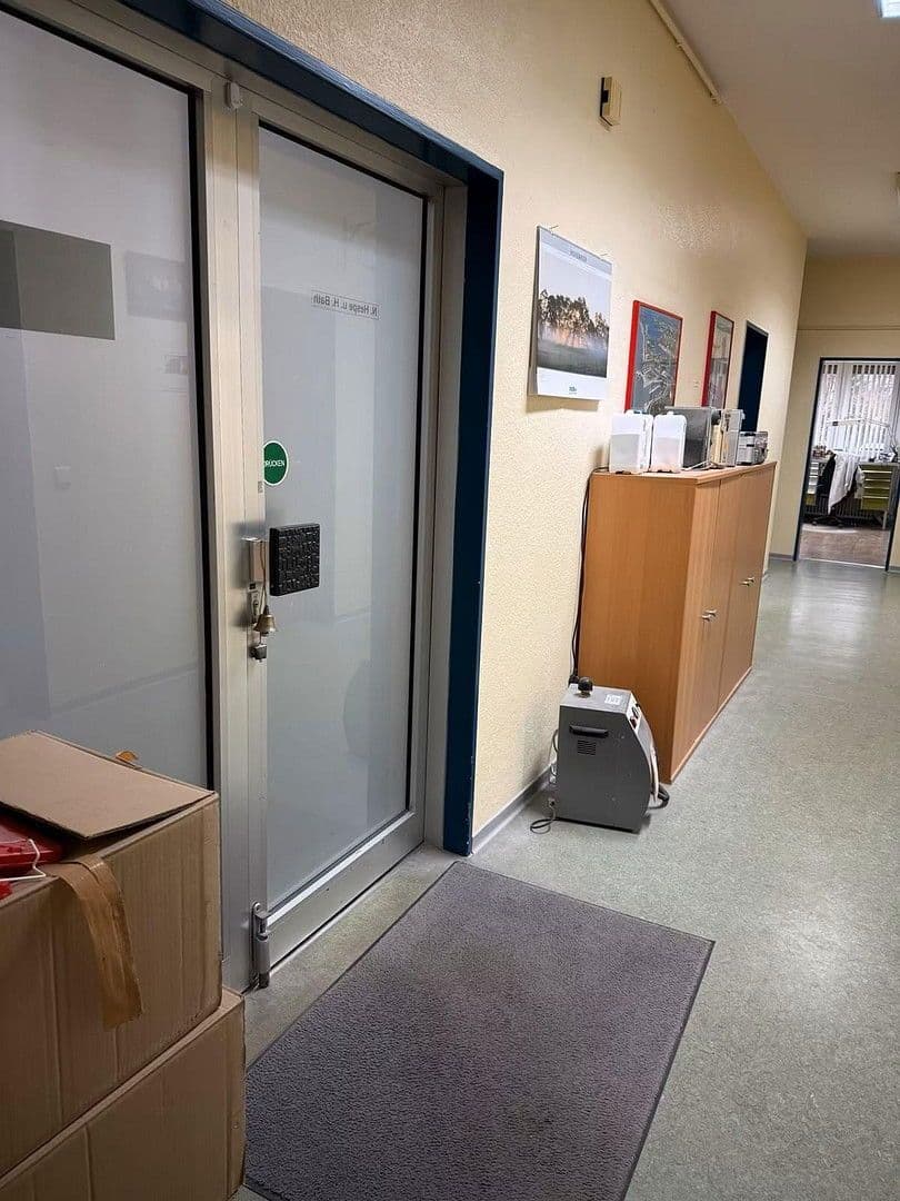 Prenájom kancelárie 230 m², Wilhelmshaven, Dolné Sasko Prenájom kancelárie 230 m², Wilhelmshaven, Dolné Sasko