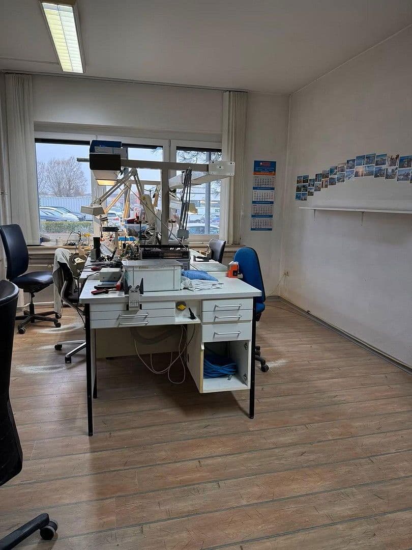 Prenájom kancelárie 230 m², Wilhelmshaven, Dolné Sasko Prenájom kancelárie 230 m², Wilhelmshaven, Dolné Sasko