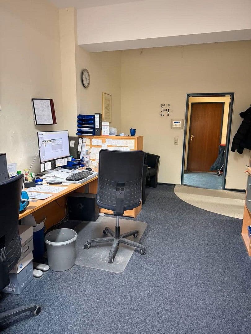 Prenájom kancelárie 230 m², Wilhelmshaven, Dolné Sasko Prenájom kancelárie 230 m², Wilhelmshaven, Dolné Sasko