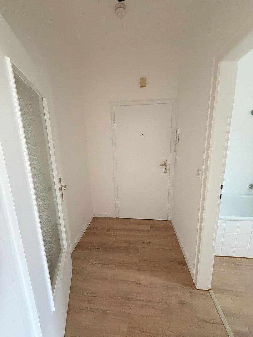 Prenájom bytu 2-izbový 38 m², Oberdorfstr. 68, Essen, Severné Porýnie - Westfálsko Prenájom bytu 2-izbový 38 m², Oberdorfstr. 68, Essen, Severné Porýnie - Westfálsko
