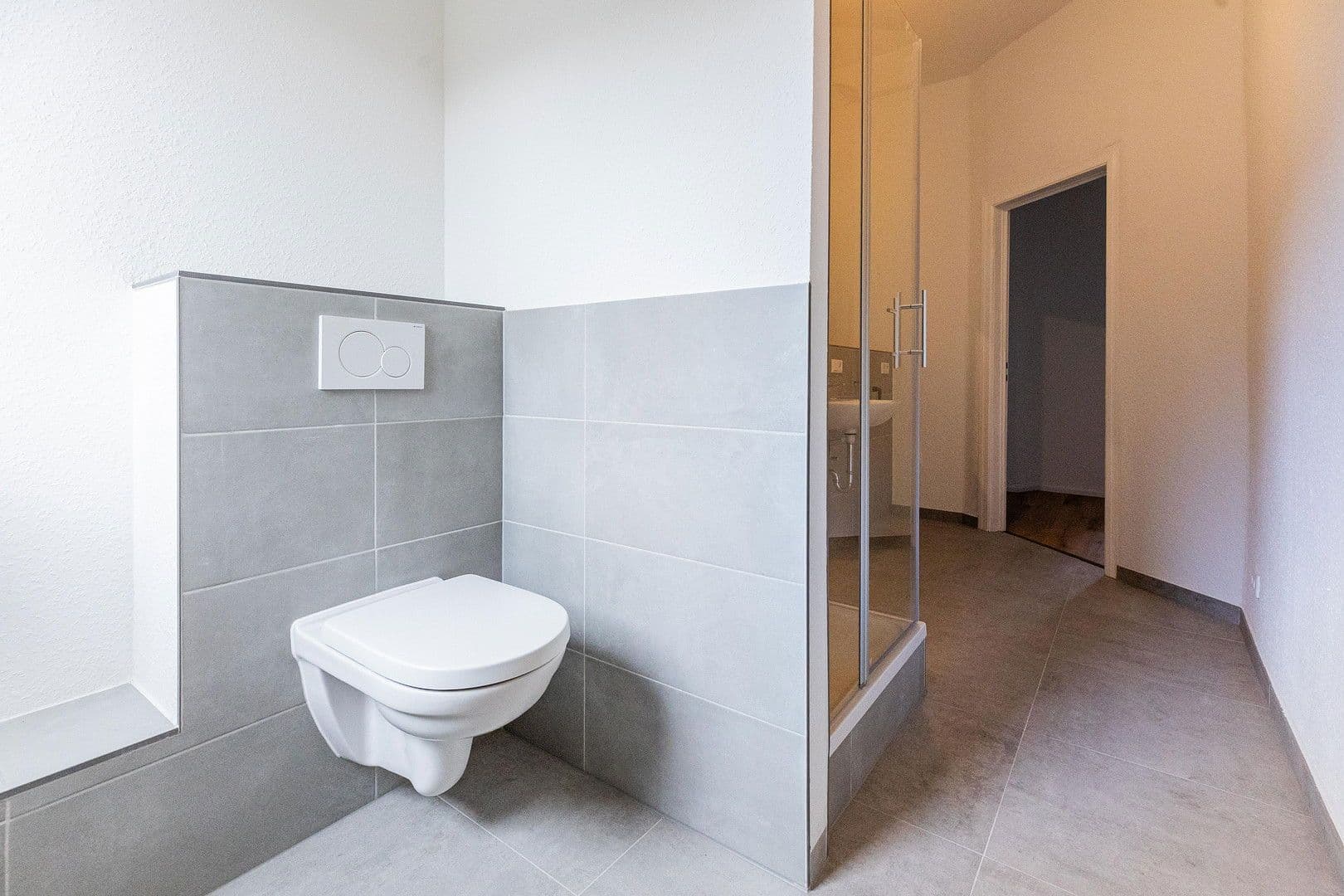 Prenájom bytu 3-izbový 105 m², Wiesbaden, Hesensko Prenájom bytu 3-izbový 105 m², Wiesbaden, Hesensko