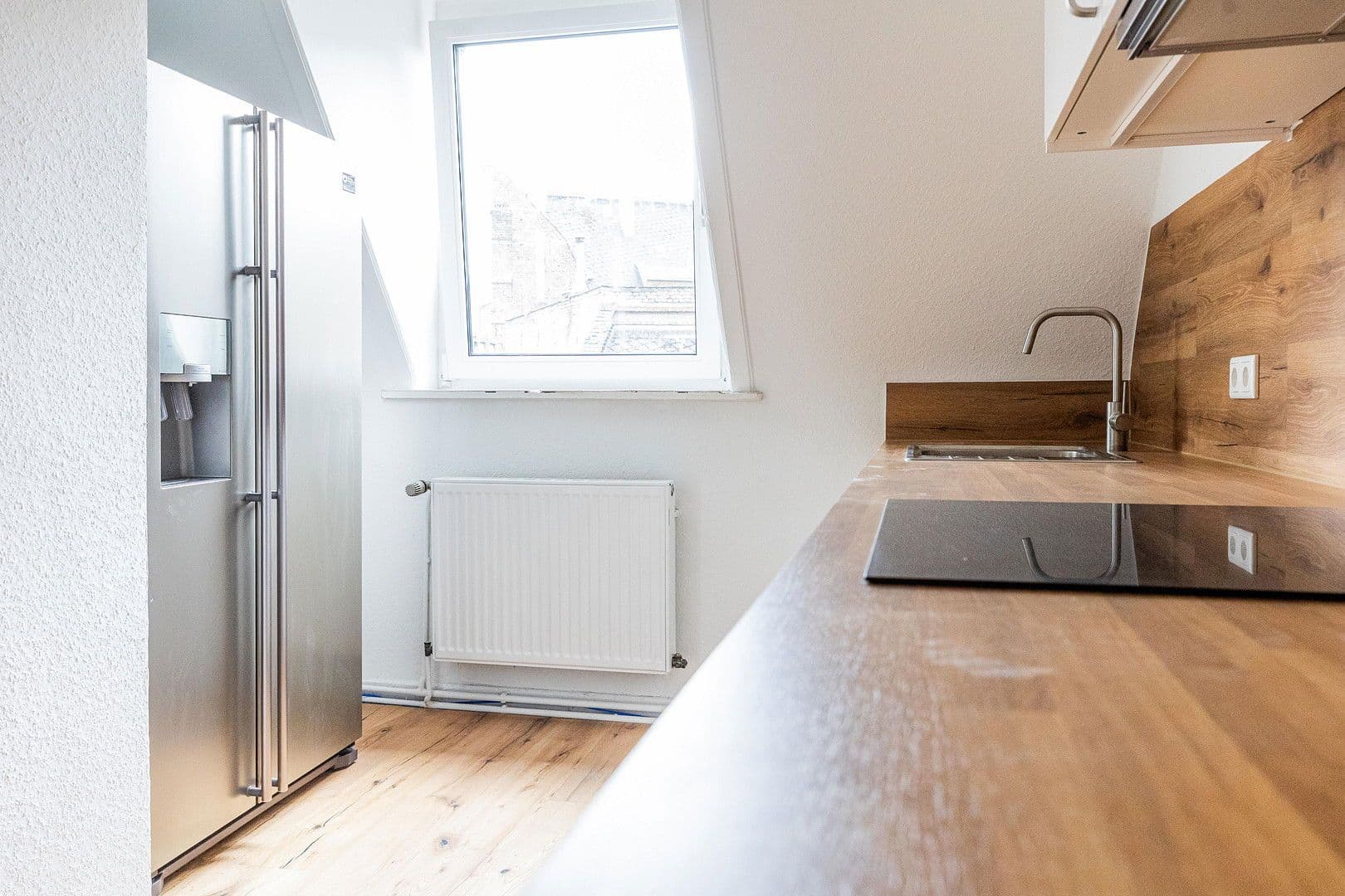 Prenájom bytu 3-izbový 105 m², Wiesbaden, Hesensko Prenájom bytu 3-izbový 105 m², Wiesbaden, Hesensko